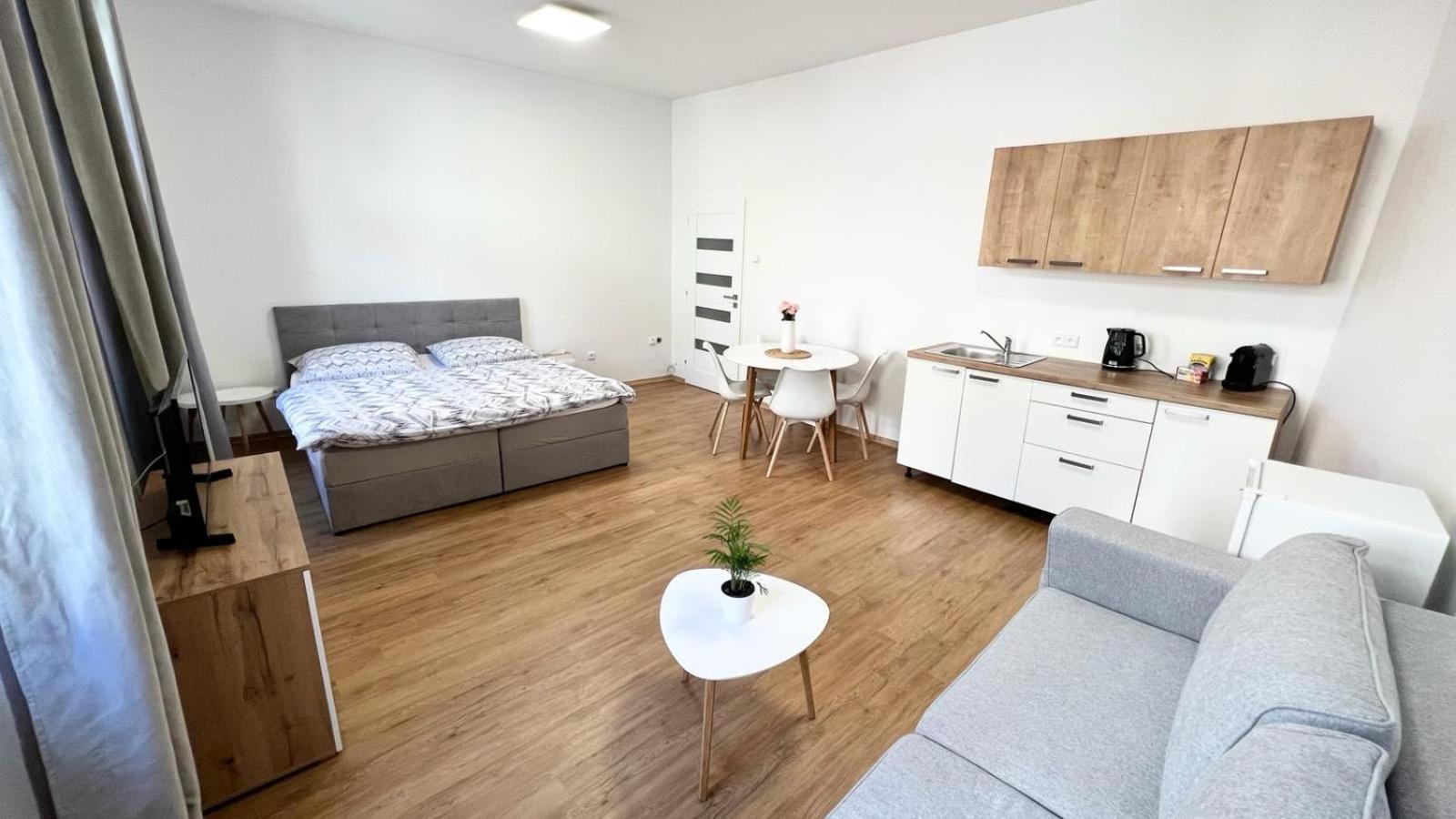 Penzion U Radnice, Byt 3 Znojmo Luaran gambar